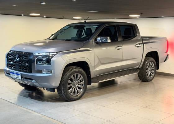 MITSUBISHI TRITON 2.4 BITURBO DIESEL CD HPE-S 4X4 AUTOMÁTICO